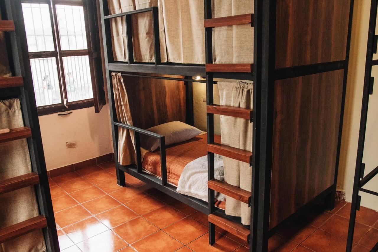 Flore Hostel Antigua Εξωτερικό φωτογραφία