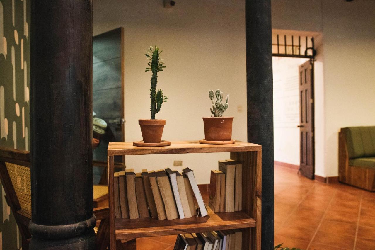 Flore Hostel Antigua Εξωτερικό φωτογραφία